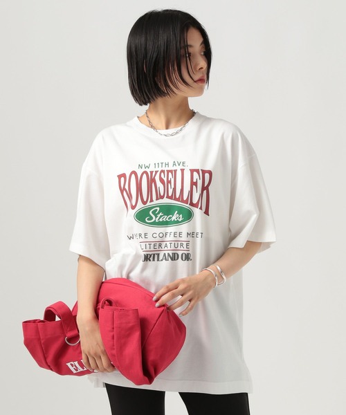 BAYFLOW（ベイフロー）の「グラフィックBIGTシャツ（Tシャツ/カットソー・レディース・レッド/オレンジ/ブルー・FREE）」の5枚目の写真