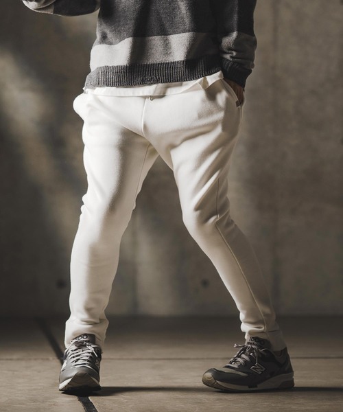 GLIMCLAP(グリムクラップ)の「mp13875-High-rise slim-fit pants-Bonded fleece-lined double-knit fabric- スリムパンツ(その他パンツ・メンズ・チャコール/オフホワイト/ブラック・S/M/L)」の11枚目の写真