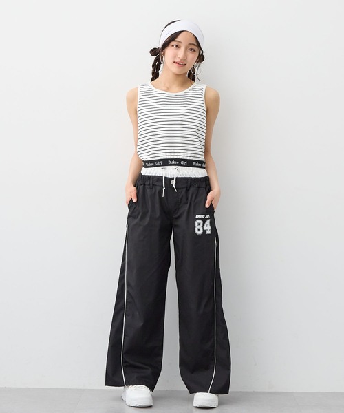BISKEE（ビスキー）の「ダブルウエスト ナンバーロゴワイドパンツ（カーゴパンツ・キッズ・ブラック/ネイビー・140cm/150cm/160cm）」の16枚目の写真