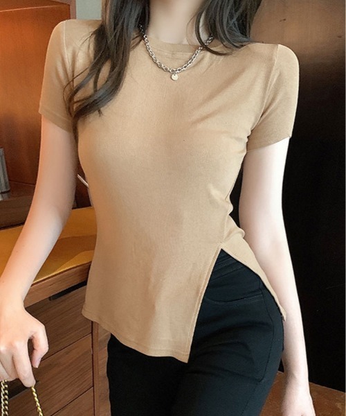 kirakiraShop(キラキラショップ)の「サイドスリット 半袖 Tシャツ(ニット/セーター・レディース・グレー/ベージュ/ブラック/ホワイト・FREE)」の4枚目の写真