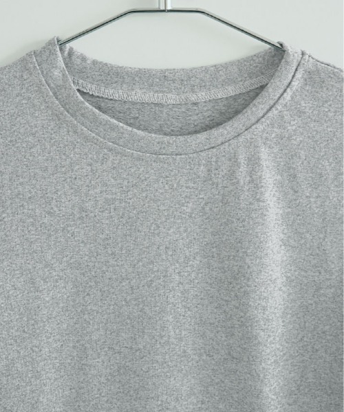kirakiraShop(キラキラショップ)の「サイドスリット 半袖 Tシャツ(ニット/セーター・レディース・グレー/ベージュ/ブラック/ホワイト・FREE)」の17枚目の写真