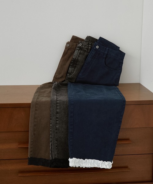 nui nullu（ヌイヌル）の「【nui nullu】ヴィンテージライクフリルデザインワイドデニムパンツ（デニムパンツ・レディース・ブラウン/ブラック/ブルー・L/M/S）」の5枚目の写真