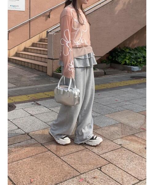 ehka sopo（エヘカソポ）の「フリル付きスウェットパンツ（スウェットパンツ・レディース・グレー/ブラック/キナリ・F）」の20枚目の写真