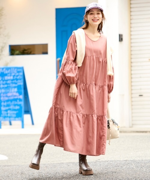 SMILE LAND(スマイルランド)の「<大きいサイズ> ゆるシルエットティアードデザインワンピース(ワンピース・レディース・ダークブラウン/ブラック/カーキ系/ブルー系・5L~6L/3L~4L/L~LL)」の17枚目の写真