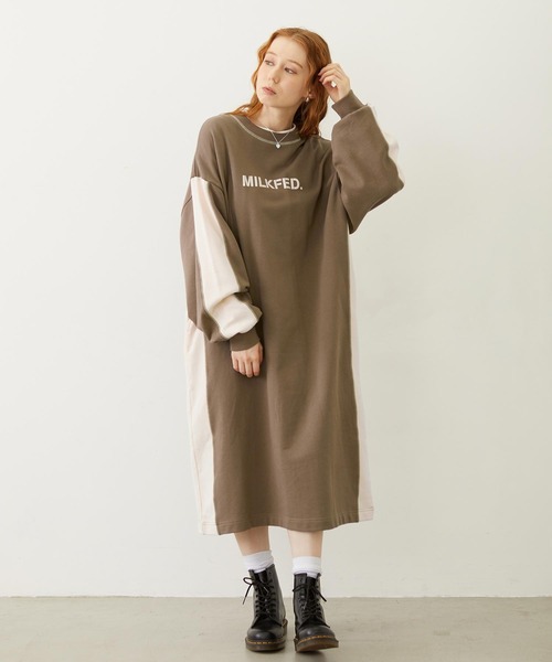 MILKFED.（ミルクフェド）の「SIDE LINE SWEAT DRESS（ワンピース・レディース・ブラウン/オートミール/チャコール・ONE SIZE）」の11枚目の写真