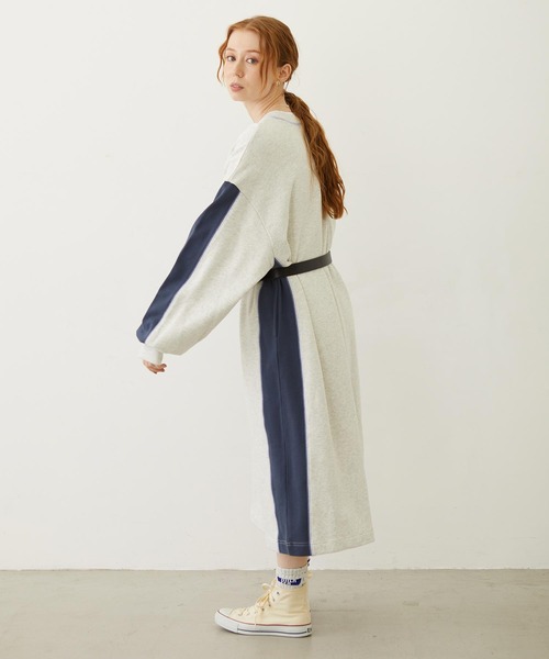 MILKFED.（ミルクフェド）の「SIDE LINE SWEAT DRESS（ワンピース・レディース・ブラウン/オートミール/チャコール・ONE SIZE）」の18枚目の写真