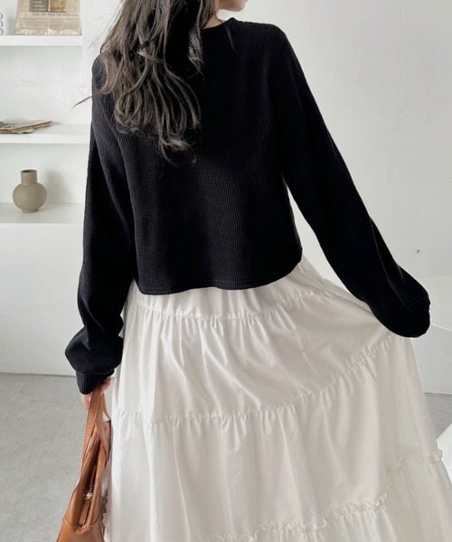 TREOVER(トレオーバー)の「《ラフにお洒落見えが叶う》ヘンリーネックショート丈ワッフルプルオーバー(Tシャツ/カットソー・レディース・オフホワイト/チャコール/ボルドー/ブラック/イエロー/ブラック系その他/ピンク/ブラウン系その他・FREE)」の15枚目の写真