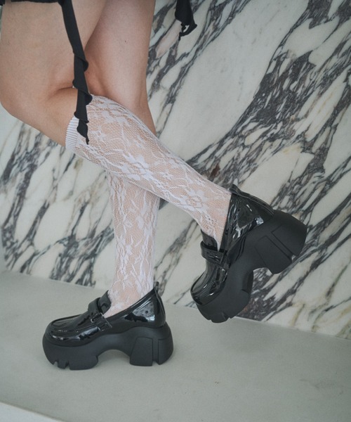 Lovilyn（ラヴィリン）の「【初販即完】-5kg厚底ベルクロローファー（ローファー・レディース・ホワイト/ブラック/ブラック系その他・SMALL/MEDIUM/LARGE）」の7枚目の写真