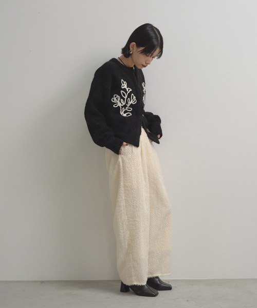 Shelly island（シェリーアイランド）の「テープ刺繍カーディガン（ニット/セーター・レディース・ブラウン/グレー/ブラック・FREE）」の18枚目の写真