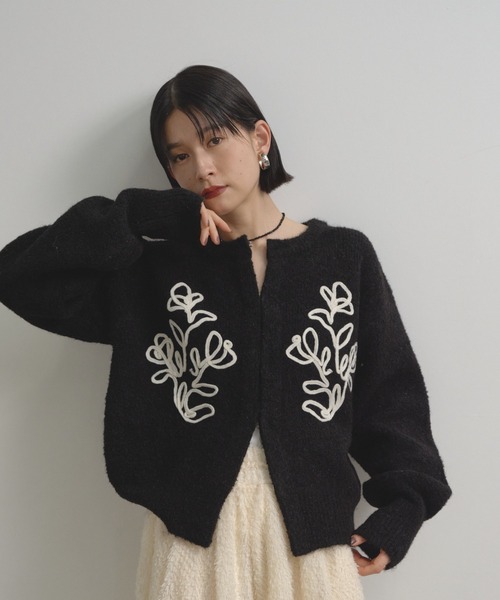 テープ刺繍カーディガン（ニット/セーター）｜Shelly island（シェリー