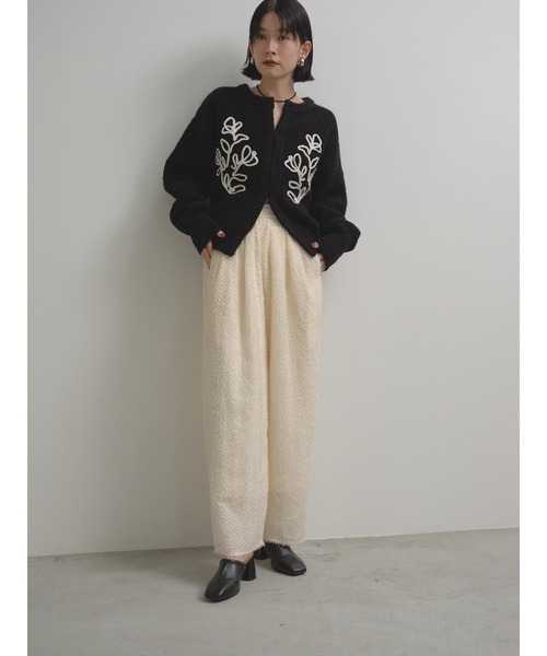 Shelly island（シェリーアイランド）の「テープ刺繍カーディガン（ニット/セーター・レディース・ブラウン/グレー/ブラック・FREE）」の15枚目の写真