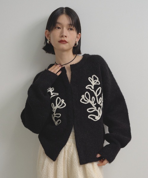 テープ刺繍カーディガン（ニット/セーター）｜Shelly island（シェリー