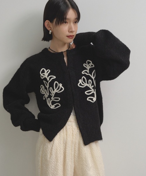 テープ刺繍カーディガン（ニット/セーター）｜Shelly island（シェリー