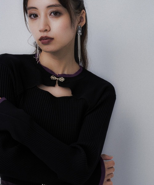 HARE(ハレ)の「チャイナカットアウトリブニット(HARE)(ニット/セーター・レディース・グリーン/ライトグレー/ブラック/バーガンディー・FREE)」の11枚目の写真