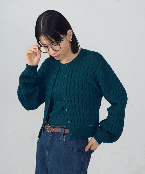 COMME CA ISM（コムサイズム）の「ミニケーブル　クルーネックカーディガン（カーディガン/ボレロ・レディース・グリーン/ブラック・LARGE/MEDIUM）」の13枚目の写真