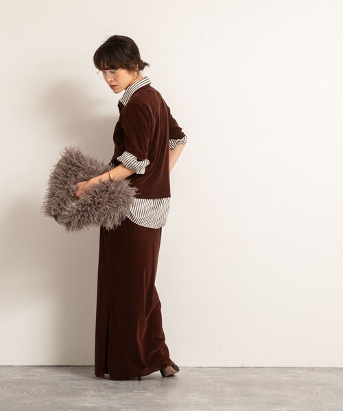 NOLLEY’S（ノーリーズ）の「【MAQWEL/マクウェル】ウォッシャブルベロアロングスカート（スカート・レディース・ブラウン/カーキ・1/2）」の7枚目の写真