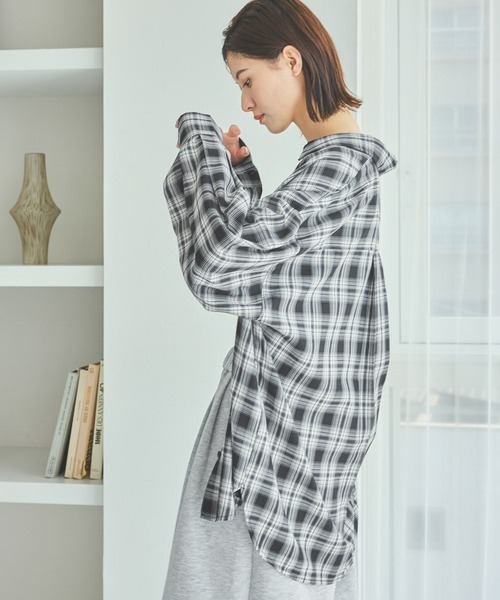 LAKOLE（ラコレ）の「ビエラオンブレチェックシャツ / 586530（シャツ/ブラウス・レディース・ブラック/グレー/ブルー/ブラウン・FREE）」の10枚目の写真