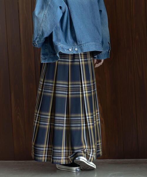 URBAN RESEARCH Sonny Label（アーバンリサーチサニーレーベル）の「タックチェックイージースカート（スカート・レディース・ブラウン系その他/イエロー系その他/ブラック系その他・36/38）」の9枚目の写真