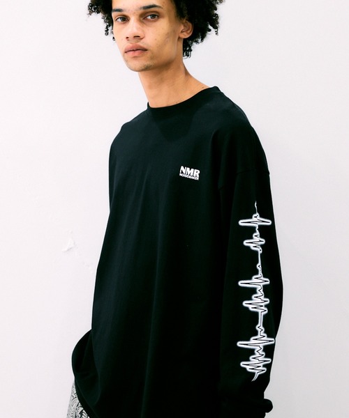 NOISE MAKER（ノイズメーカー）の「スリーブプリントロンTEE（Tシャツ/カットソー・メンズ・ホワイト/ブラック・M/XL/L）」の2枚目の写真