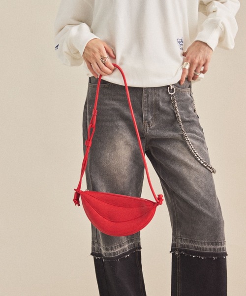 MIRROR STOKE（ミラーストーク）の「【ZOZO限定】HARF MOON SHOULDER BAG/ハーフムーンショルダーバッグ（ショルダーバッグ・レディース・イエロー/レッド/オフホワイト/ブラック・FREE）」の9枚目の写真