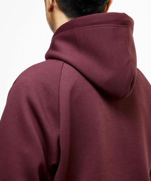 MEN'S MELROSE（メンズメルローズ）の「アヤクッションスプリットラグランフーディ（パーカー・メンズ・ネイビー/グレー系その他/ボルドー・3/4）」の19枚目の写真