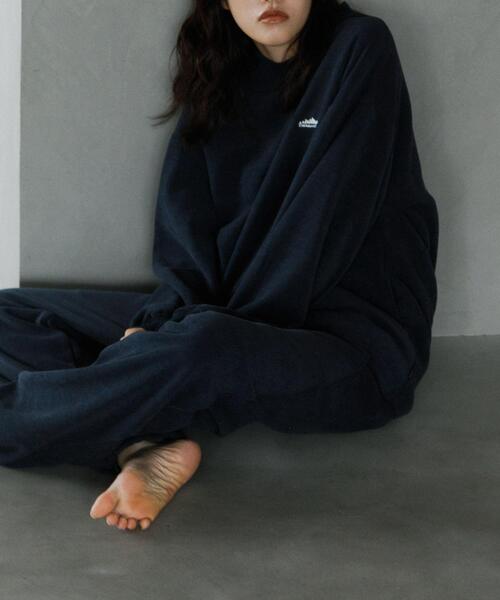 THOUSAND MILE（サウザンドマイル）の「『別注』THOUSAND MILE×URBAN RESEARCH　ニットフリースクルーネックプルオーバー（その他トップス・メンズ・ブラック/チャコールグレー/オフホワイト/ネイビー・MEDIUM/LARGE）」の13枚目の写真