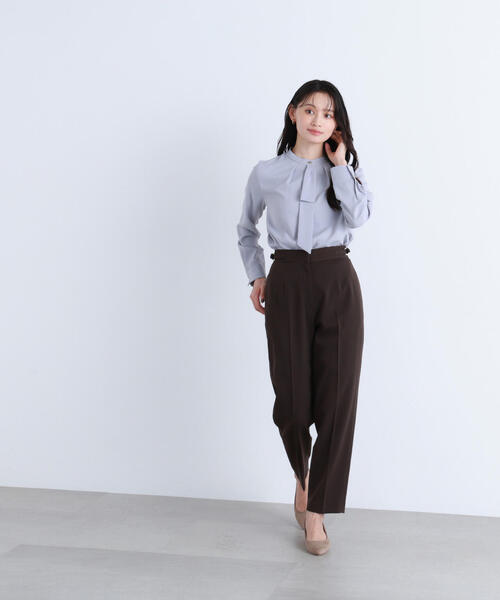 NATURAL BEAUTY BASIC(ナチュラルビューティーベーシック)の「◇【Oggi掲載】サイドバックルテーパードパンツ(その他パンツ・レディース・ダークブラウン/ネイビー/イエロー・SMALL/MEDIUM)」の11枚目の写真