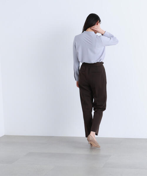 NATURAL BEAUTY BASIC(ナチュラルビューティーベーシック)の「◇【Oggi掲載】サイドバックルテーパードパンツ(その他パンツ・レディース・ダークブラウン/ネイビー/イエロー・SMALL/MEDIUM)」の12枚目の写真