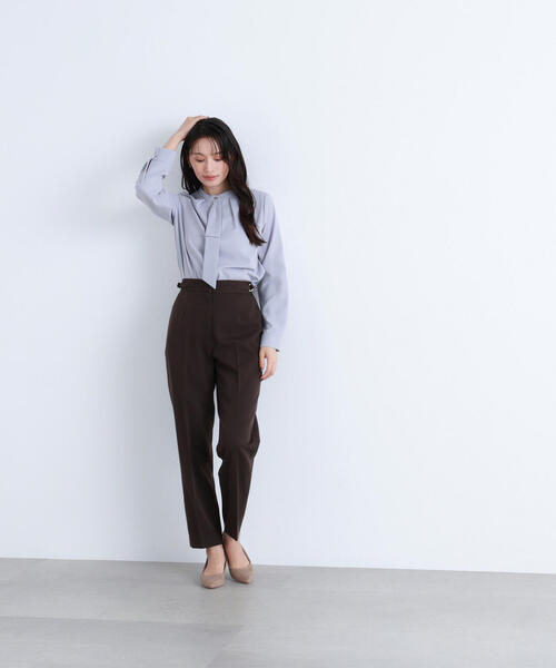 NATURAL BEAUTY BASIC(ナチュラルビューティーベーシック)の「◇【Oggi掲載】サイドバックルテーパードパンツ(その他パンツ・レディース・ダークブラウン/ネイビー/イエロー・SMALL/MEDIUM)」の13枚目の写真