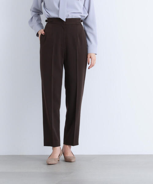 NATURAL BEAUTY BASIC(ナチュラルビューティーベーシック)の「◇【Oggi掲載】サイドバックルテーパードパンツ(その他パンツ・レディース・ダークブラウン/ネイビー/イエロー・SMALL/MEDIUM)」の14枚目の写真
