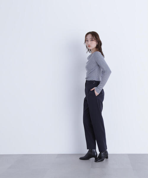NATURAL BEAUTY BASIC(ナチュラルビューティーベーシック)の「◇【Oggi掲載】サイドバックルテーパードパンツ(その他パンツ・レディース・ダークブラウン/ネイビー/イエロー・SMALL/MEDIUM)」の4枚目の写真