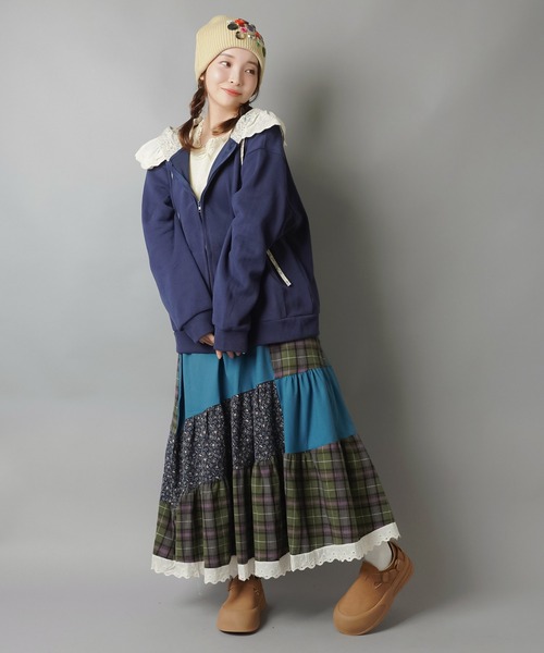 SPINNS（スピンズ）の「シングルビーニー/ニット帽/アソートボタン（ニットキャップ/ビーニー・レディース・ブラック/アイボリー・ONESIZE）」の6枚目の写真