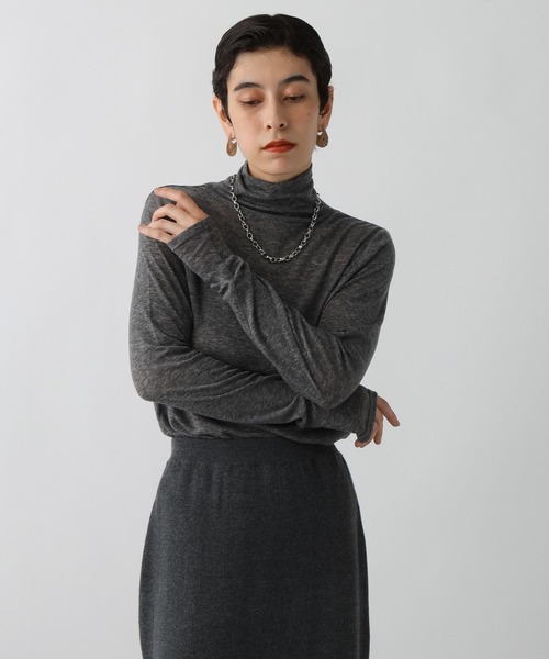 studio CLIP(スタディオクリップ)の「《ウタオ》タートルネックカットソー(その他トップス・レディース・オフホワイト/グレー/ブラック・FREE)」の3枚目の写真