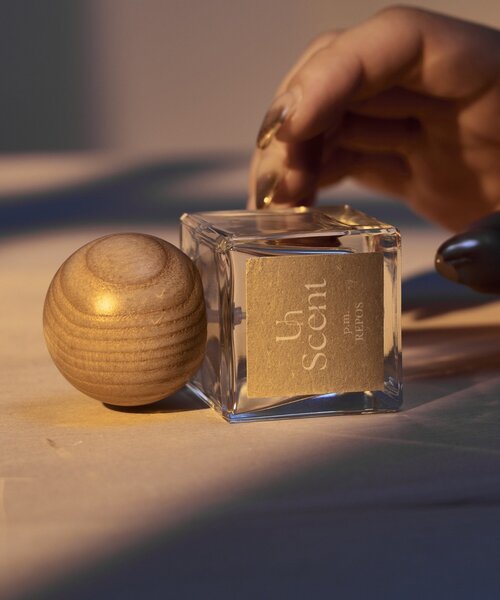 BIRTHDAY BAR（バースデイバー）の「【ラッピングでお届け】オードトワレ&タオルハンカチセット（香水・レディース・ネイビー/アイボリー・0）」の13枚目の写真