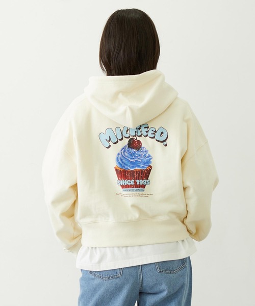 MILKFED.（ミルクフェド）の「CUPCAKE SHORT HOODIE（パーカー・レディース・オフホワイト/ライトブルー/ネイビー・S/M）」の2枚目の写真