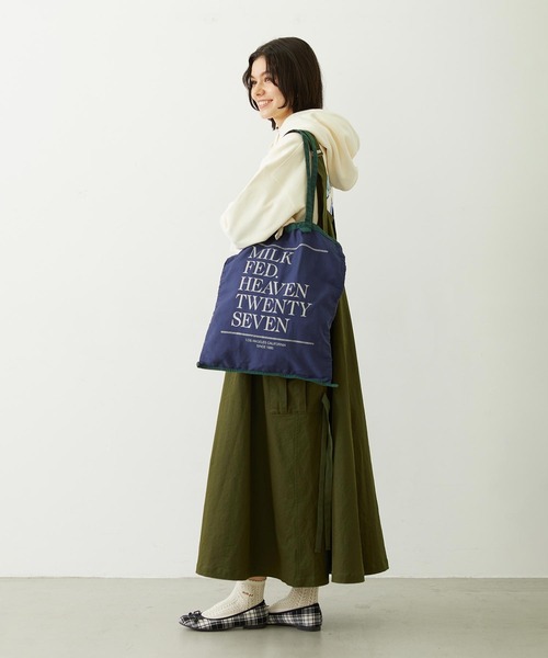 MILKFED.（ミルクフェド）の「CUPCAKE SHORT HOODIE（パーカー・レディース・オフホワイト/ライトブルー/ネイビー・S/M）」の11枚目の写真