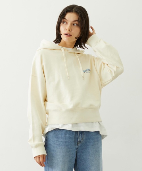 MILKFED.（ミルクフェド）の「CUPCAKE SHORT HOODIE（パーカー・レディース・オフホワイト/ライトブルー/ネイビー・S/M）」の4枚目の写真
