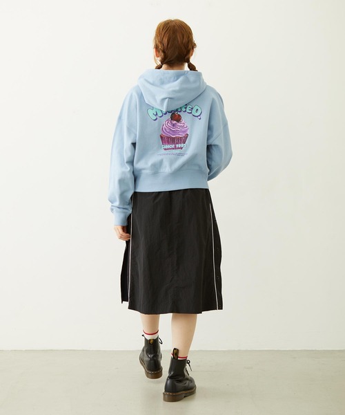 MILKFED.（ミルクフェド）の「CUPCAKE SHORT HOODIE（パーカー・レディース・オフホワイト/ライトブルー/ネイビー・S/M）」の17枚目の写真