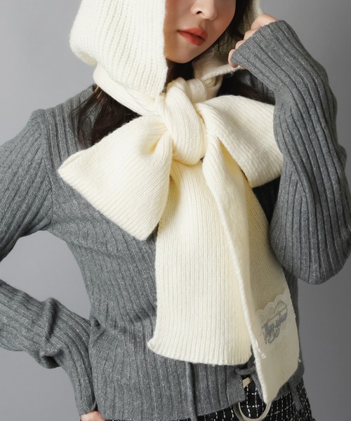 SPINNS(スピンズ)の「フード付きで即あざと可愛い♪2WAYリボンマフラー(マフラー・レディース・グレー/ホワイト・ONESIZE)」の15枚目の写真