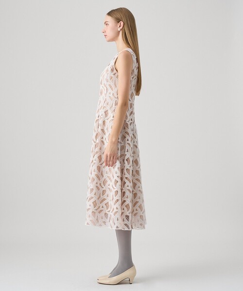 ANAYI(アナイ)の「カスカータチュールフレア ワンピース(ドレス・レディース・ピンク/ブルー・34/36/38)」の14枚目の写真