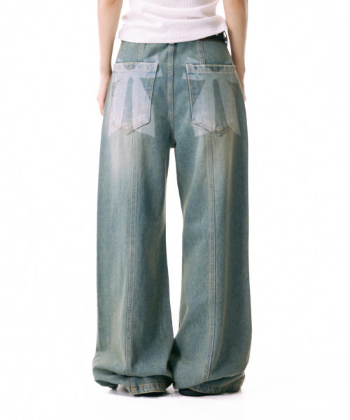IUGAMAKARAS(イウガマカラス)の「Ribbon Denim Pants (Sand Blue)(デニムパンツ・レディース・その他・1/2)」の2枚目の写真