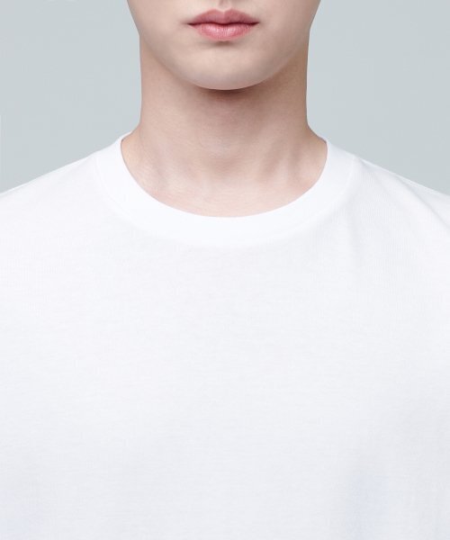 MUSINSA STANDARD（ムシンサスタンダード）の「レイヤードクルーネック長袖Tシャツ_ロング丈 [ホワイト]（Tシャツ/カットソー・メンズ・その他・SMALL/MEDIUM/LARGE/X-LARGE/X-SMALL）」の5枚目の写真