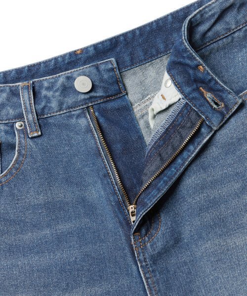 MUSINSA STANDARD WOMAN（ムシンサスタンダードウーマン）の「ウィメンズリラックスマムフィットデニムパンツ[ミディアムインディゴ]（デニムパンツ・レディース・その他・24/25/26/27）」の4枚目の写真
