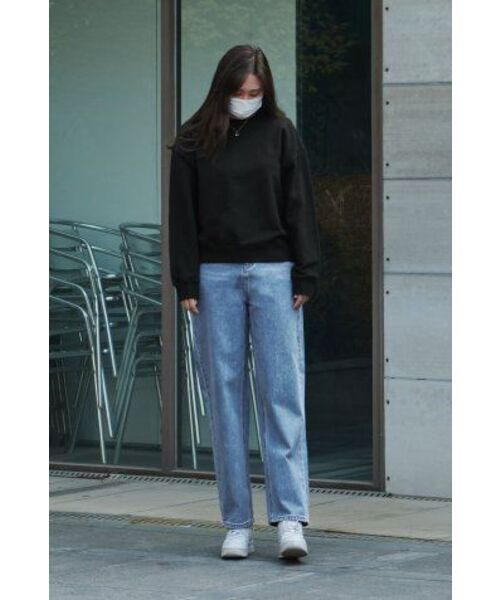 MUSINSA STANDARD WOMAN（ムシンサスタンダードウーマン）の「ウィメンズリラックスマムフィットデニムパンツ[ミディアムインディゴ]（デニムパンツ・レディース・その他・24/25/26/27）」の10枚目の写真