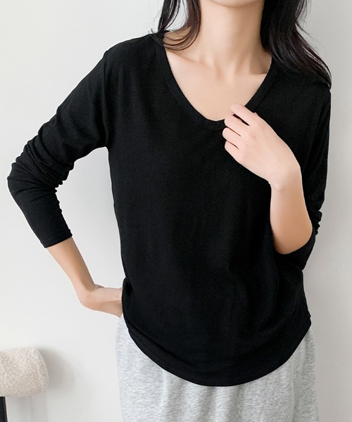 LOWO(ロワ)の「Vネック カットソー 長袖 レディース きれいめ 無地(Tシャツ/カットソー・レディース・ホワイト/ブラック・FREE)」の9枚目の写真
