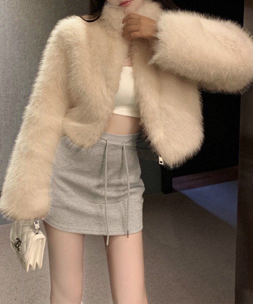 Miniministore(ミニミニストア)の「ファージャケット ふわふわファーボレロ冬(ブルゾン・レディース・ブラック/ベージュ/ブラウン/ホワイト・FREE)」の21枚目の写真