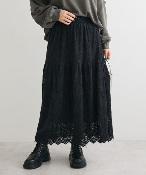 Green Parks(グリーンパークス)の「起毛レースティアードスカート(スカート・レディース・ブラック/グレイッシュベージュ/オフホワイト・FREE)」の2枚目の写真