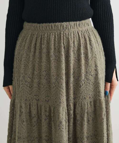 Green Parks(グリーンパークス)の「起毛レースティアードスカート(スカート・レディース・ブラック/グレイッシュベージュ/オフホワイト・FREE)」の17枚目の写真