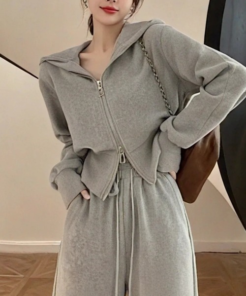 cammie(キャミー)の「シンプルカジュアルスウェットセットアップ(スウェット・レディース・グレー/ブラック/アイボリー・L/M)」の3枚目の写真