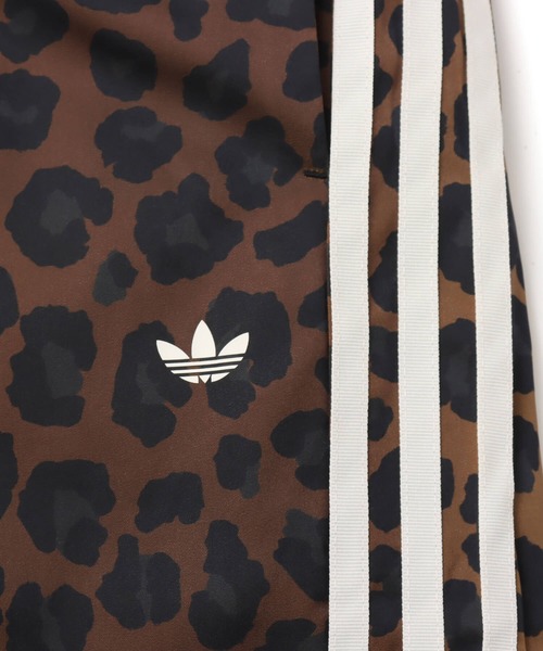 adidas(アディダス)の「adidas WIDE LEG SATIN PANTS / アディダス ワイド レッグ サテン パンツ(その他パンツ・レディース・マルチ・S/M/L)」の4枚目の写真